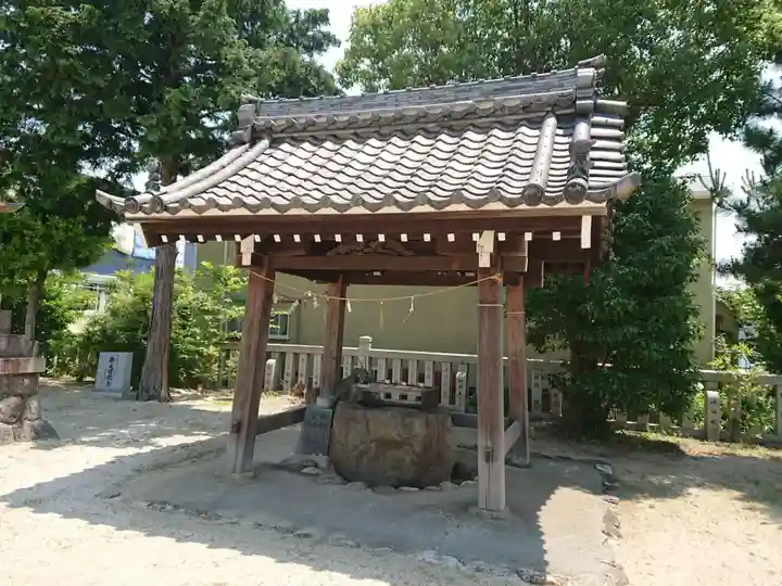 天白神社の手水舎