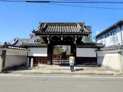 銀山寺の山門・神門