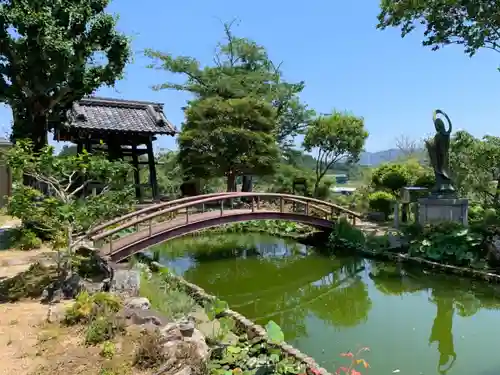 禅定寺の庭園