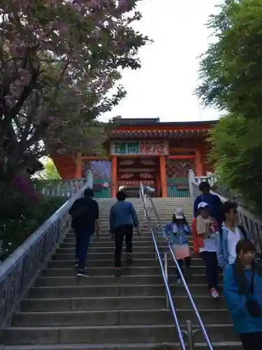 高尾山薬王院の建物その他