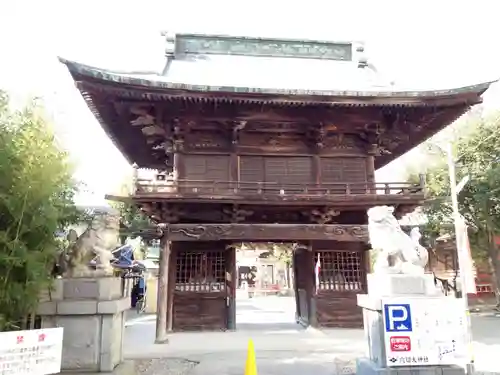 穴切大神社の山門