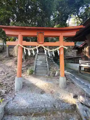 諏訪神社の末社・摂社