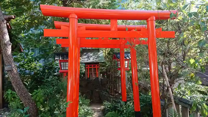 六本木天祖神社の末社・摂社