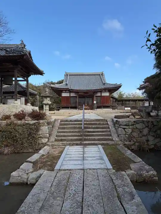 国分寺の{uncategorized: "未分類", other: "その他", undefined: "問題あり", building: "その他建物", grave: "お墓", sacred_gate: "鳥居", guardian: "狛犬", statue: "像", buddha: "仏像", history: "歴史", nature: "自然", garden: "庭園", animal: "動物", pagoda: "塔", temizu: "手水舎", mountain_gate: "山門・神門", sanctuary: "本殿・本堂", subordinate: "末社・摂社", art: "芸術", scenery: "景色", jizo: "地蔵", ema: "絵馬", goshuin: "御朱印", omikuji: "おみくじ", items: "授与品その他", amulet: "お守り", goshuincho: "御朱印帳", eats: "食事", festival: "お祭り", votive_dance: "神楽", shichigosan: "七五三参", wedding: "結婚式", experience: "体験その他", initially: "初詣", around: "周辺", anti_infection: "感染症対策"}