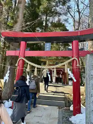 新屋山神社(山梨県)