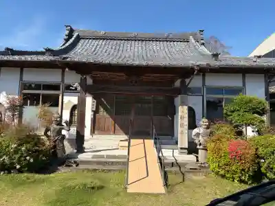 妙円寺の{uncategorized: "未分類", other: "その他", undefined: "問題あり", building: "その他建物", grave: "お墓", sacred_gate: "鳥居", guardian: "狛犬", statue: "像", buddha: "仏像", history: "歴史", nature: "自然", garden: "庭園", animal: "動物", pagoda: "塔", temizu: "手水舎", mountain_gate: "山門・神門", sanctuary: "本殿・本堂", subordinate: "末社・摂社", art: "芸術", scenery: "景色", jizo: "地蔵", ema: "絵馬", goshuin: "御朱印", omikuji: "おみくじ", items: "授与品その他", amulet: "お守り", goshuincho: "御朱印帳", eats: "食事", festival: "お祭り", votive_dance: "神楽", shichigosan: "七五三参", wedding: "結婚式", experience: "体験その他", initially: "初詣", around: "周辺", anti_infection: "感染症対策"}