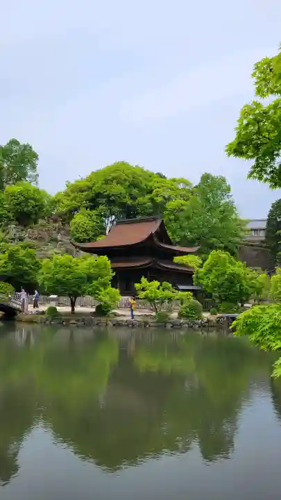 永保寺の{uncategorized: "未分類", other: "その他", undefined: "問題あり", building: "その他建物", grave: "お墓", sacred_gate: "鳥居", guardian: "狛犬", statue: "像", buddha: "仏像", history: "歴史", nature: "自然", garden: "庭園", animal: "動物", pagoda: "塔", temizu: "手水舎", mountain_gate: "山門・神門", sanctuary: "本殿・本堂", subordinate: "末社・摂社", art: "芸術", scenery: "景色", jizo: "地蔵", ema: "絵馬", goshuin: "御朱印", omikuji: "おみくじ", items: "授与品その他", amulet: "お守り", goshuincho: "御朱印帳", eats: "食事", festival: "お祭り", votive_dance: "神楽", shichigosan: "七五三参", wedding: "結婚式", experience: "体験その他", initially: "初詣", around: "周辺", anti_infection: "感染症対策"}