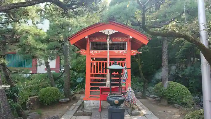 高幡不動尊 金剛寺の末社・摂社