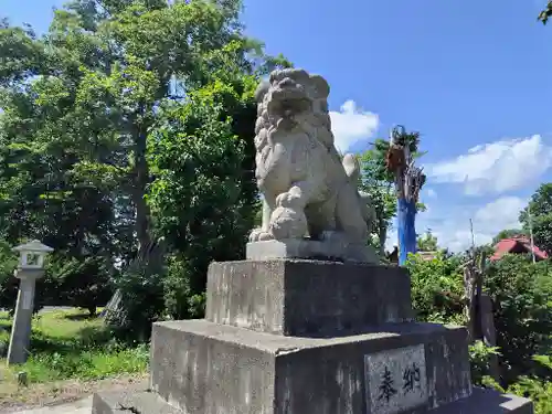 沼田神社の狛犬