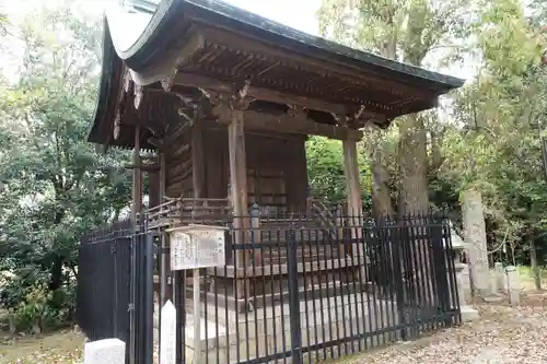 内神社の本殿