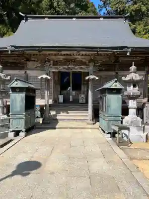 鶴林寺の{uncategorized: "未分類", other: "その他", undefined: "問題あり", building: "その他建物", grave: "お墓", sacred_gate: "鳥居", guardian: "狛犬", statue: "像", buddha: "仏像", history: "歴史", nature: "自然", garden: "庭園", animal: "動物", pagoda: "塔", temizu: "手水舎", mountain_gate: "山門・神門", sanctuary: "本殿・本堂", subordinate: "末社・摂社", art: "芸術", scenery: "景色", jizo: "地蔵", ema: "絵馬", goshuin: "御朱印", omikuji: "おみくじ", items: "授与品その他", amulet: "お守り", goshuincho: "御朱印帳", eats: "食事", festival: "お祭り", votive_dance: "神楽", shichigosan: "七五三参", wedding: "結婚式", experience: "体験その他", initially: "初詣", around: "周辺", anti_infection: "感染症対策"}