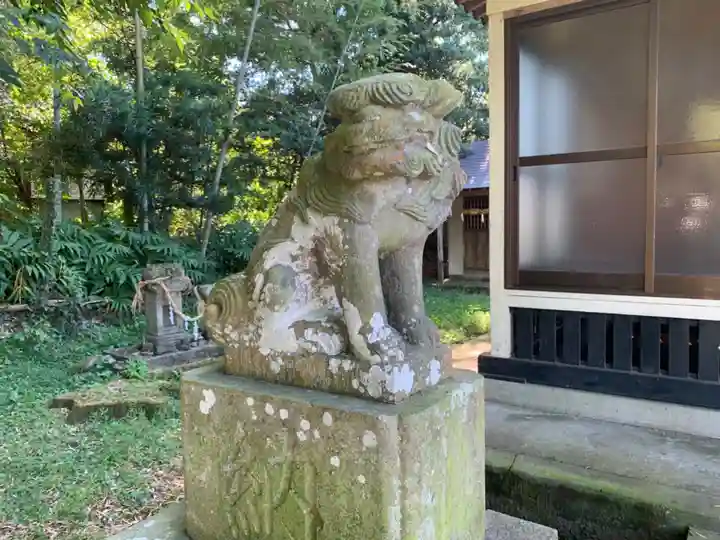 八幡神社の狛犬