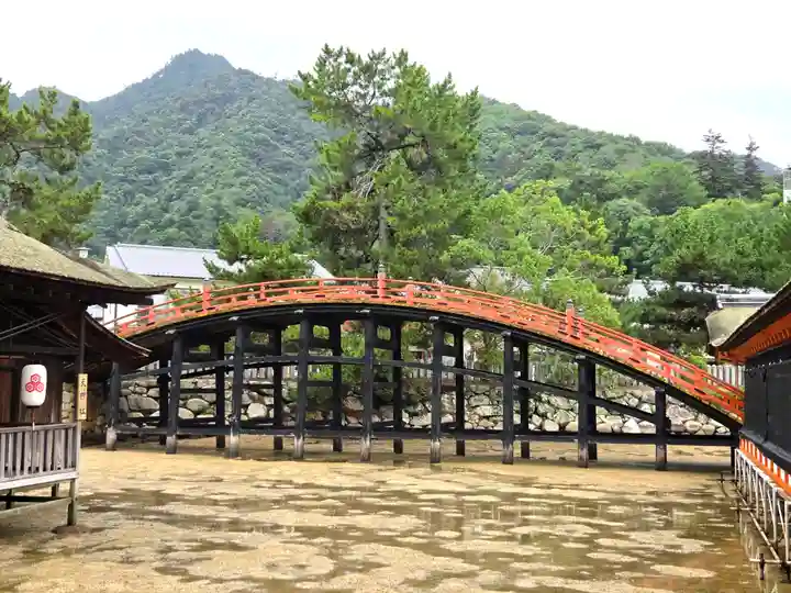 厳島神社(広島県)