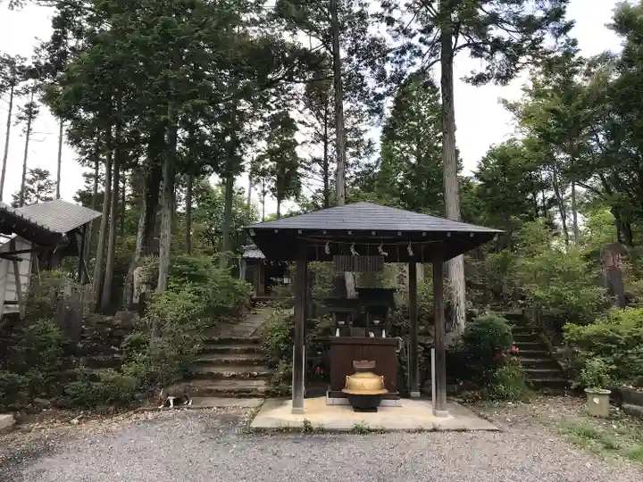 玉野御嶽神社の末社・摂社