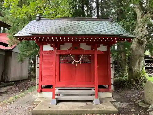 生保内神社の末社・摂社