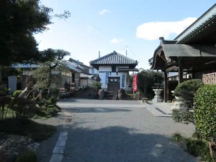 長松寺の本殿・本堂