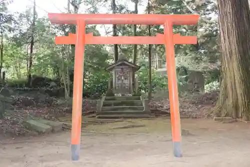 松山神社の鳥居