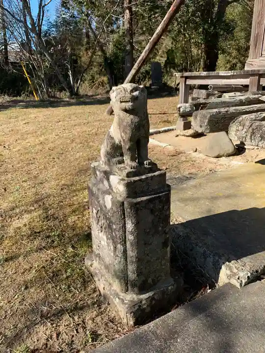 熊野神社の狛犬