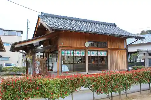 児守稲荷神社の本殿