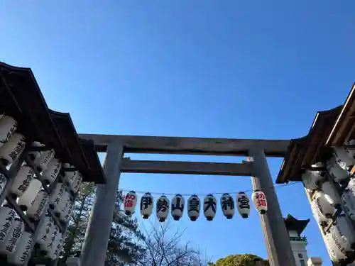 伊勢山皇大神宮の鳥居