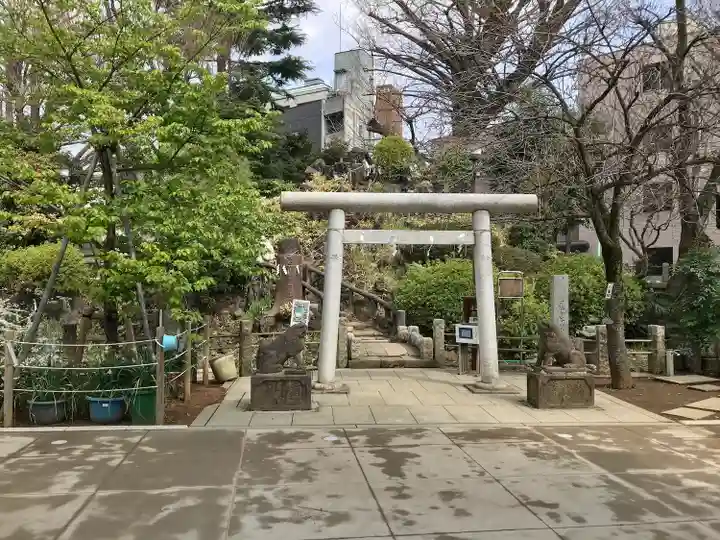鳩森八幡神社(東京都)