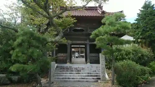 圓城寺の山門