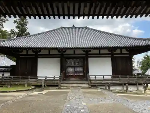 東大寺 法華堂（三月堂）(奈良県)