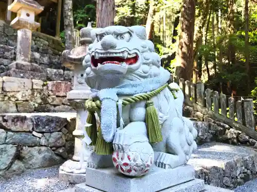 野口神社の狛犬