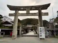 光雲神社の{uncategorized: "未分類", other: "その他", undefined: "問題あり", building: "その他建物", grave: "お墓", sacred_gate: "鳥居", guardian: "狛犬", statue: "像", buddha: "仏像", history: "歴史", nature: "自然", garden: "庭園", animal: "動物", pagoda: "塔", temizu: "手水舎", mountain_gate: "山門・神門", sanctuary: "本殿・本堂", subordinate: "末社・摂社", art: "芸術", scenery: "景色", jizo: "地蔵", ema: "絵馬", goshuin: "御朱印", omikuji: "おみくじ", items: "授与品その他", amulet: "お守り", goshuincho: "御朱印帳", eats: "食事", festival: "お祭り", votive_dance: "神楽", shichigosan: "七五三参", wedding: "結婚式", experience: "体験その他", initially: "初詣", around: "周辺", anti_infection: "感染症対策"}