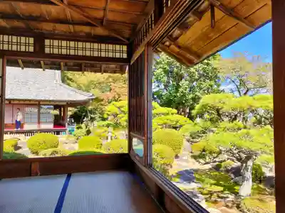 行基寺の本殿・本堂