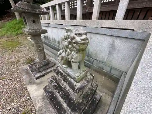 若宮神社の狛犬