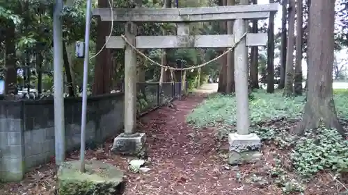 神社(名称不明)の鳥居