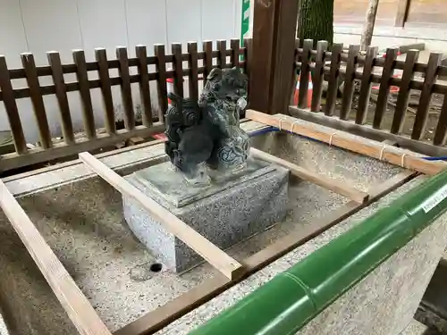 荻窪八幡神社の手水