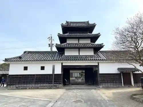 本山専修寺の塔