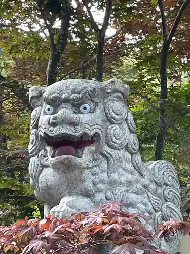 遠軽神社の狛犬