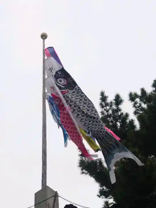 品川神社の{uncategorized: "未分類", other: "その他", undefined: "問題あり", building: "その他建物", grave: "お墓", sacred_gate: "鳥居", guardian: "狛犬", statue: "像", buddha: "仏像", history: "歴史", nature: "自然", garden: "庭園", animal: "動物", pagoda: "塔", temizu: "手水舎", mountain_gate: "山門・神門", sanctuary: "本殿・本堂", subordinate: "末社・摂社", art: "芸術", scenery: "景色", jizo: "地蔵", ema: "絵馬", goshuin: "御朱印", omikuji: "おみくじ", items: "授与品その他", amulet: "お守り", goshuincho: "御朱印帳", eats: "食事", festival: "お祭り", votive_dance: "神楽", shichigosan: "七五三参", wedding: "結婚式", experience: "体験その他", initially: "初詣", around: "周辺", anti_infection: "感染症対策"}