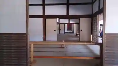 天龍寺の{uncategorized: "未分類", other: "その他", undefined: "問題あり", building: "その他建物", grave: "お墓", sacred_gate: "鳥居", guardian: "狛犬", statue: "像", buddha: "仏像", history: "歴史", nature: "自然", garden: "庭園", animal: "動物", pagoda: "塔", temizu: "手水舎", mountain_gate: "山門・神門", sanctuary: "本殿・本堂", subordinate: "末社・摂社", art: "芸術", scenery: "景色", jizo: "地蔵", ema: "絵馬", goshuin: "御朱印", omikuji: "おみくじ", items: "授与品その他", amulet: "お守り", goshuincho: "御朱印帳", eats: "食事", festival: "お祭り", votive_dance: "神楽", shichigosan: "七五三参", wedding: "結婚式", experience: "体験その他", initially: "初詣", around: "周辺", anti_infection: "感染症対策"}