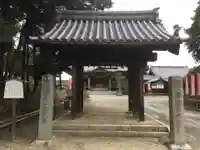 萬徳寺の山門・神門