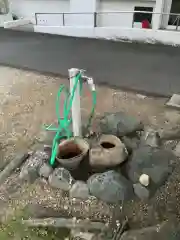 春日寺神明社の手水