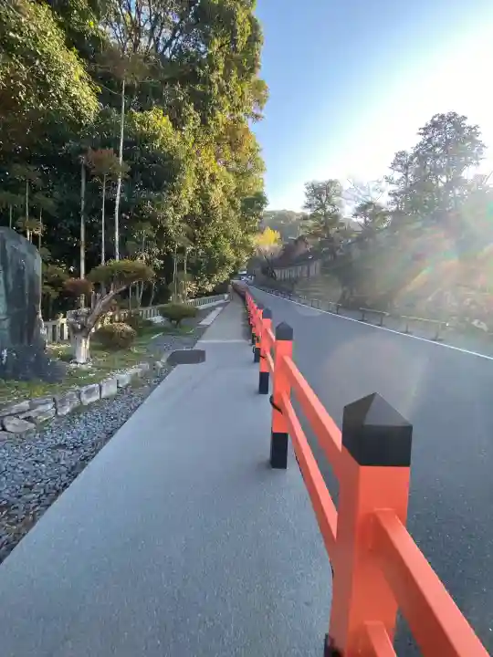 京都霊山護國神社の{uncategorized: "未分類", other: "その他", undefined: "問題あり", building: "その他建物", grave: "お墓", sacred_gate: "鳥居", guardian: "狛犬", statue: "像", buddha: "仏像", history: "歴史", nature: "自然", garden: "庭園", animal: "動物", pagoda: "塔", temizu: "手水舎", mountain_gate: "山門・神門", sanctuary: "本殿・本堂", subordinate: "末社・摂社", art: "芸術", scenery: "景色", jizo: "地蔵", ema: "絵馬", goshuin: "御朱印", omikuji: "おみくじ", items: "授与品その他", amulet: "お守り", goshuincho: "御朱印帳", eats: "食事", festival: "お祭り", votive_dance: "神楽", shichigosan: "七五三参", wedding: "結婚式", experience: "体験その他", initially: "初詣", around: "周辺", anti_infection: "感染症対策"}