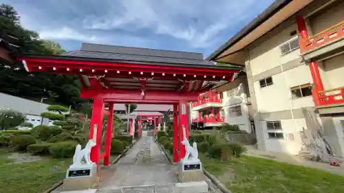白狐山光星寺の山門・神門