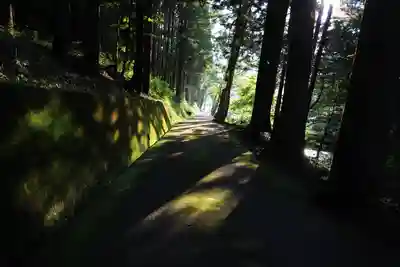 市森神社の庭園
