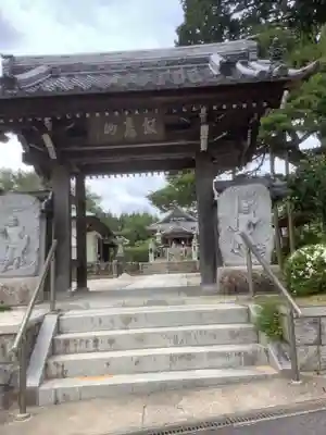 萬勝寺（飯高観音）の山門・神門