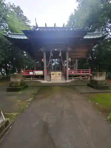 伊与久雷電神社の本殿