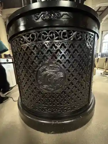 築地本願寺（本願寺築地別院）の{uncategorized: "未分類", other: "その他", undefined: "問題あり", building: "その他建物", grave: "お墓", sacred_gate: "鳥居", guardian: "狛犬", statue: "像", buddha: "仏像", history: "歴史", nature: "自然", garden: "庭園", animal: "動物", pagoda: "塔", temizu: "手水舎", mountain_gate: "山門・神門", sanctuary: "本殿・本堂", subordinate: "末社・摂社", art: "芸術", scenery: "景色", jizo: "地蔵", ema: "絵馬", goshuin: "御朱印", omikuji: "おみくじ", items: "授与品その他", amulet: "お守り", goshuincho: "御朱印帳", eats: "食事", festival: "お祭り", votive_dance: "神楽", shichigosan: "七五三参", wedding: "結婚式", experience: "体験その他", initially: "初詣", around: "周辺", anti_infection: "感染症対策"}