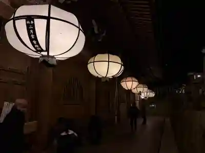 東大寺 二月堂の{uncategorized: "未分類", other: "その他", undefined: "問題あり", building: "その他建物", grave: "お墓", sacred_gate: "鳥居", guardian: "狛犬", statue: "像", buddha: "仏像", history: "歴史", nature: "自然", garden: "庭園", animal: "動物", pagoda: "塔", temizu: "手水舎", mountain_gate: "山門・神門", sanctuary: "本殿・本堂", subordinate: "末社・摂社", art: "芸術", scenery: "景色", jizo: "地蔵", ema: "絵馬", goshuin: "御朱印", omikuji: "おみくじ", items: "授与品その他", amulet: "お守り", goshuincho: "御朱印帳", eats: "食事", festival: "お祭り", votive_dance: "神楽", shichigosan: "七五三参", wedding: "結婚式", experience: "体験その他", initially: "初詣", around: "周辺", anti_infection: "感染症対策"}