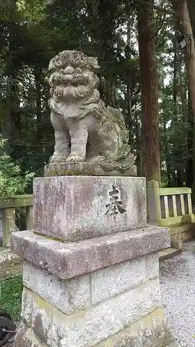 間々田八幡宮の狛犬