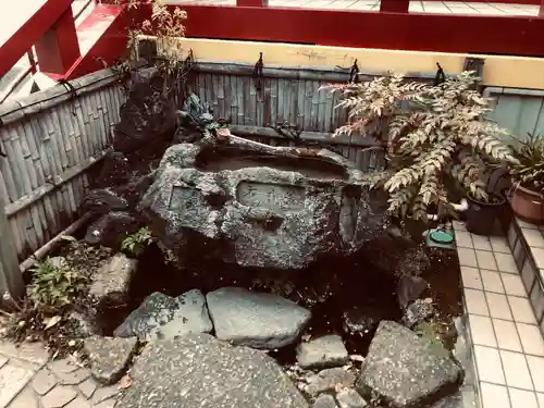 潮田神社の手水舎