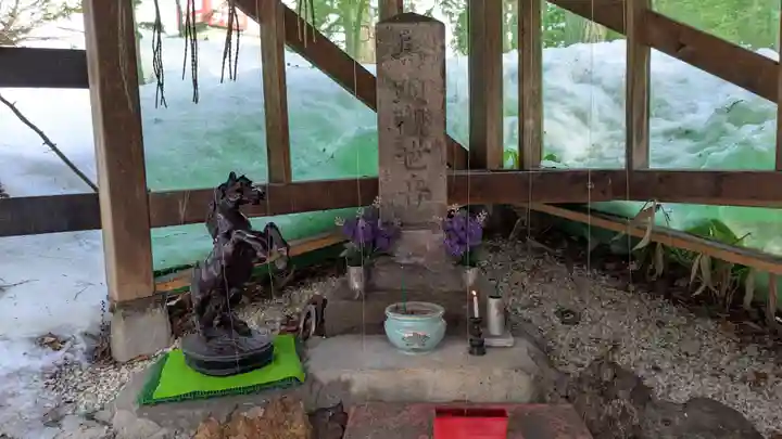 白石神社の仏像