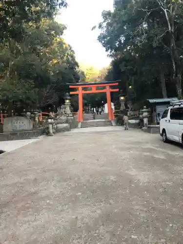 春日大社の{uncategorized: "未分類", other: "その他", undefined: "問題あり", building: "その他建物", grave: "お墓", sacred_gate: "鳥居", guardian: "狛犬", statue: "像", buddha: "仏像", history: "歴史", nature: "自然", garden: "庭園", animal: "動物", pagoda: "塔", temizu: "手水舎", mountain_gate: "山門・神門", sanctuary: "本殿・本堂", subordinate: "末社・摂社", art: "芸術", scenery: "景色", jizo: "地蔵", ema: "絵馬", goshuin: "御朱印", omikuji: "おみくじ", items: "授与品その他", amulet: "お守り", goshuincho: "御朱印帳", eats: "食事", festival: "お祭り", votive_dance: "神楽", shichigosan: "七五三参", wedding: "結婚式", experience: "体験その他", initially: "初詣", around: "周辺", anti_infection: "感染症対策"}